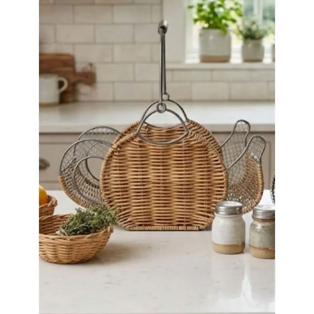 Basket Teapot-shaped Rattan and Metal